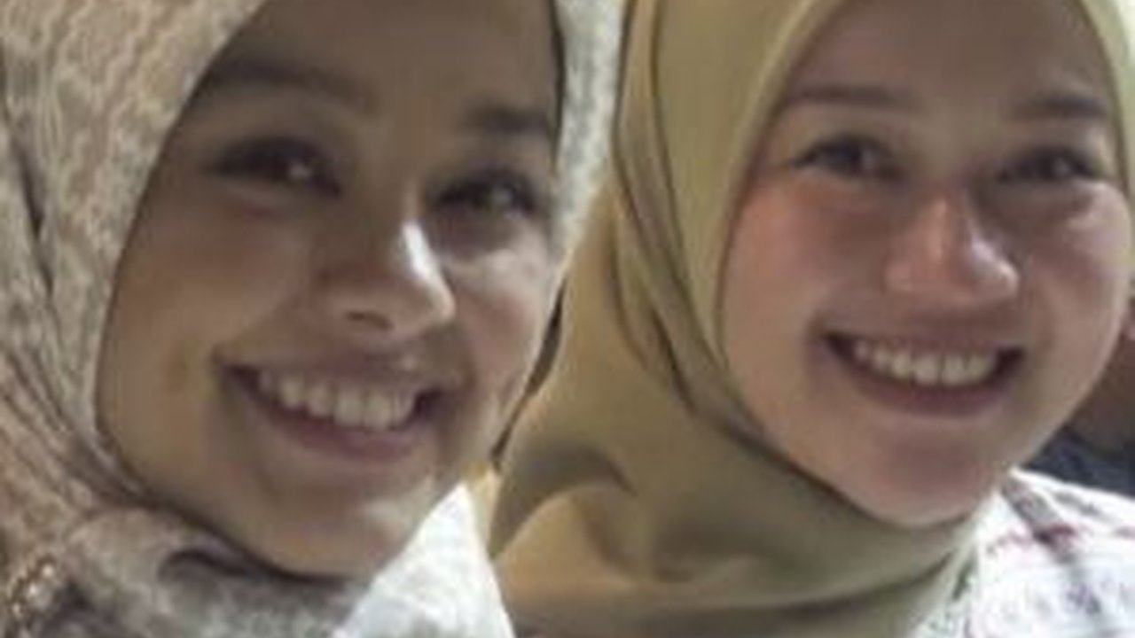 Potret Keakraban Putri Cantik Anies dan Cak Imin Hadiri Pengajian Gus Iqdam