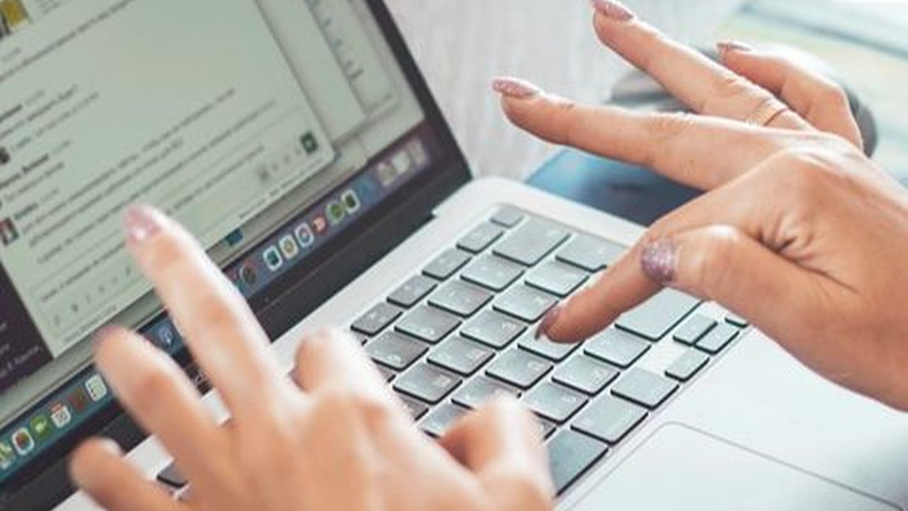 Essay adalah Tulisan Subjektif, Ketahui Tujuan dan Struktur Penulisannya
