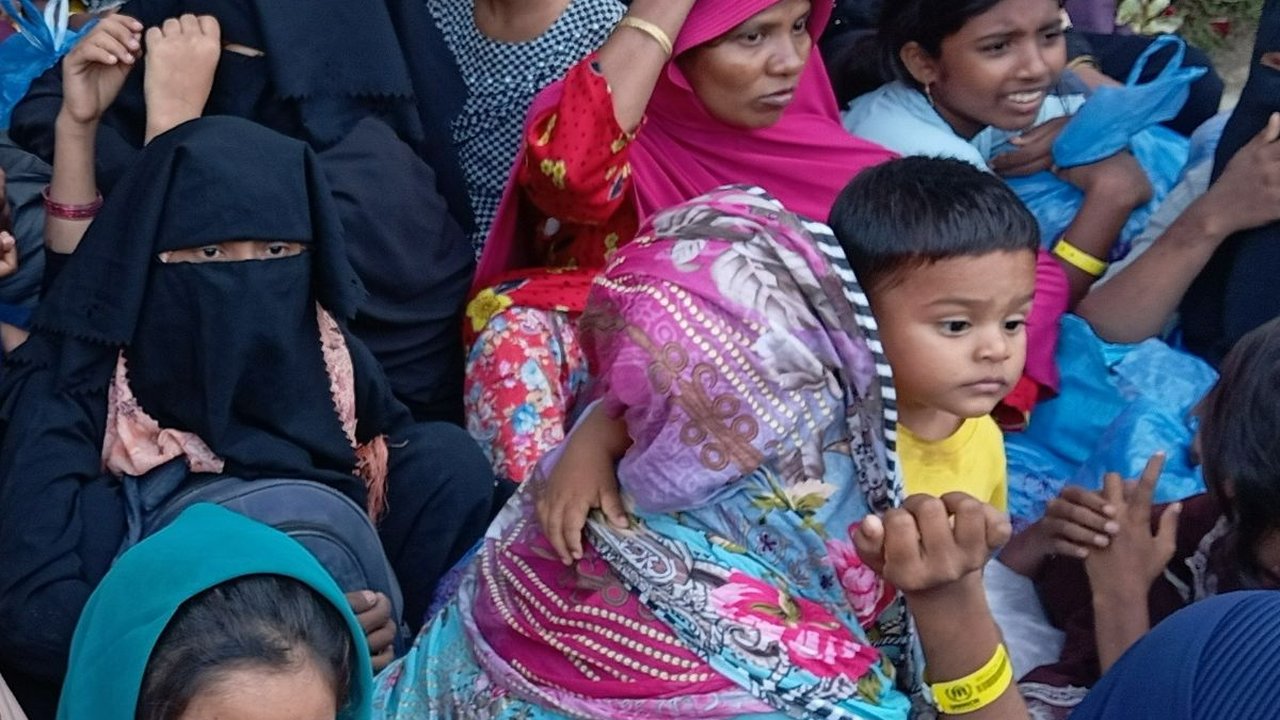 Aksi Mahasiswa Aceh Usir Paksa Pengungsi Rohingya dari Tempat Penampungan Sementara