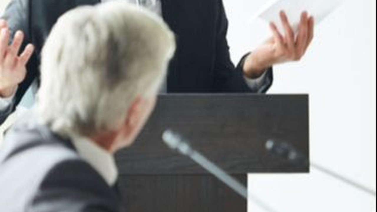 Ternyata Begini Alasan Banyak Orang Takut Debat, Yuk Coba Atasi!