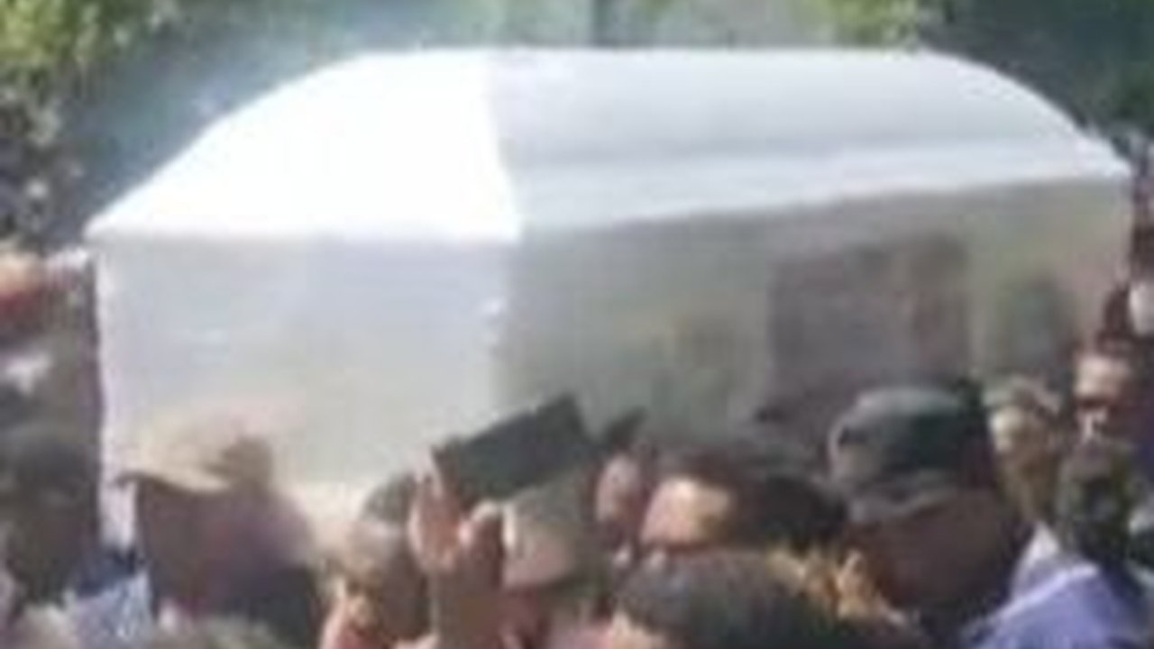 Rusuh Iring-iringan Jenazah Lukas Enembe, Kapolri Perintahkan Anak Buah Jaga Situasi Tetap Terkendali