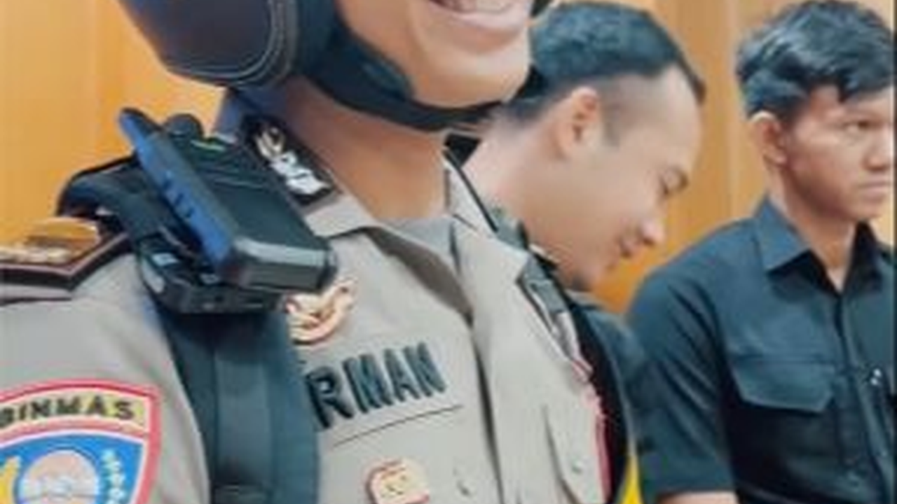 Kapolri Sebut Pak Bhabin 'Hobi Garap Orang', Kaget Sering Jenguk Sultan Korban Fiber Optik