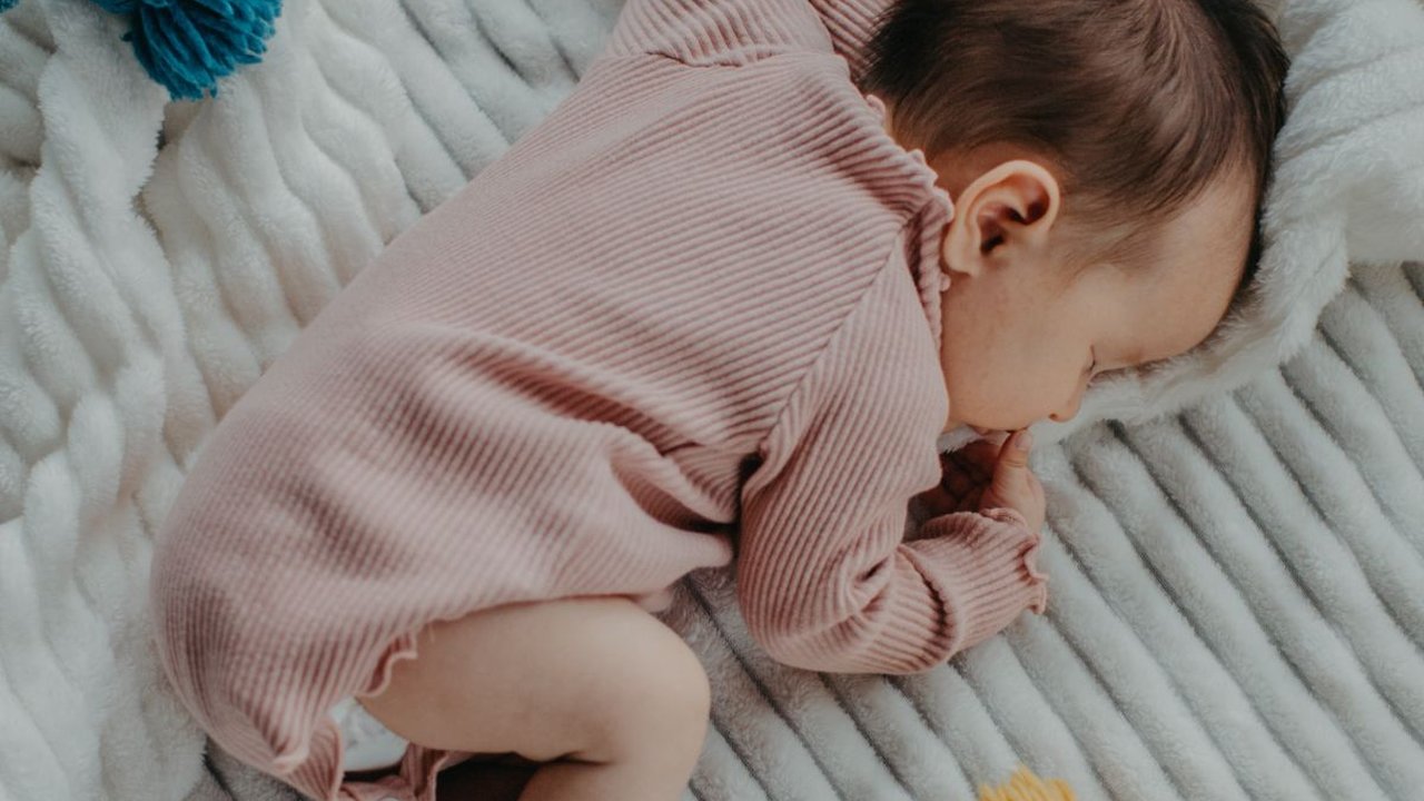 100 Nama Anak Perempuan Islami Modern, Penuh Makna Baik