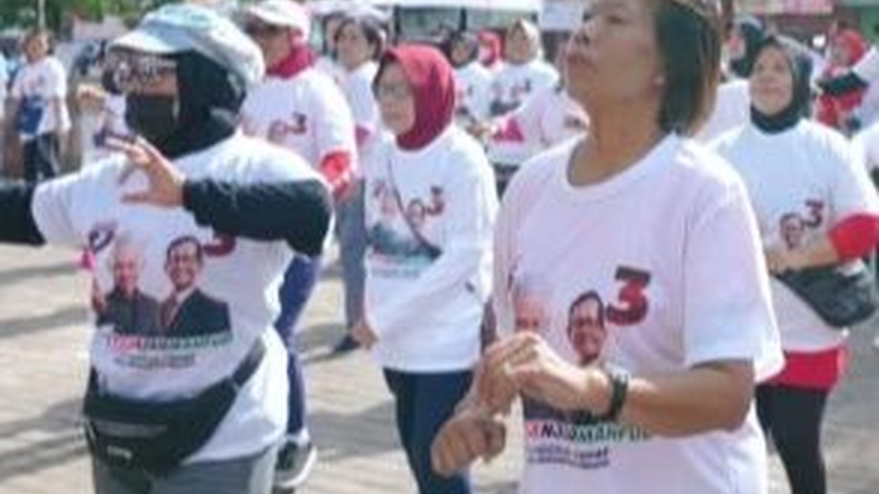 Lewat Senam Sehat, Ratusan Warga Sukoharjo Deklarasai Dukung Ganjar-Mahfud 'Perubahan Positif'