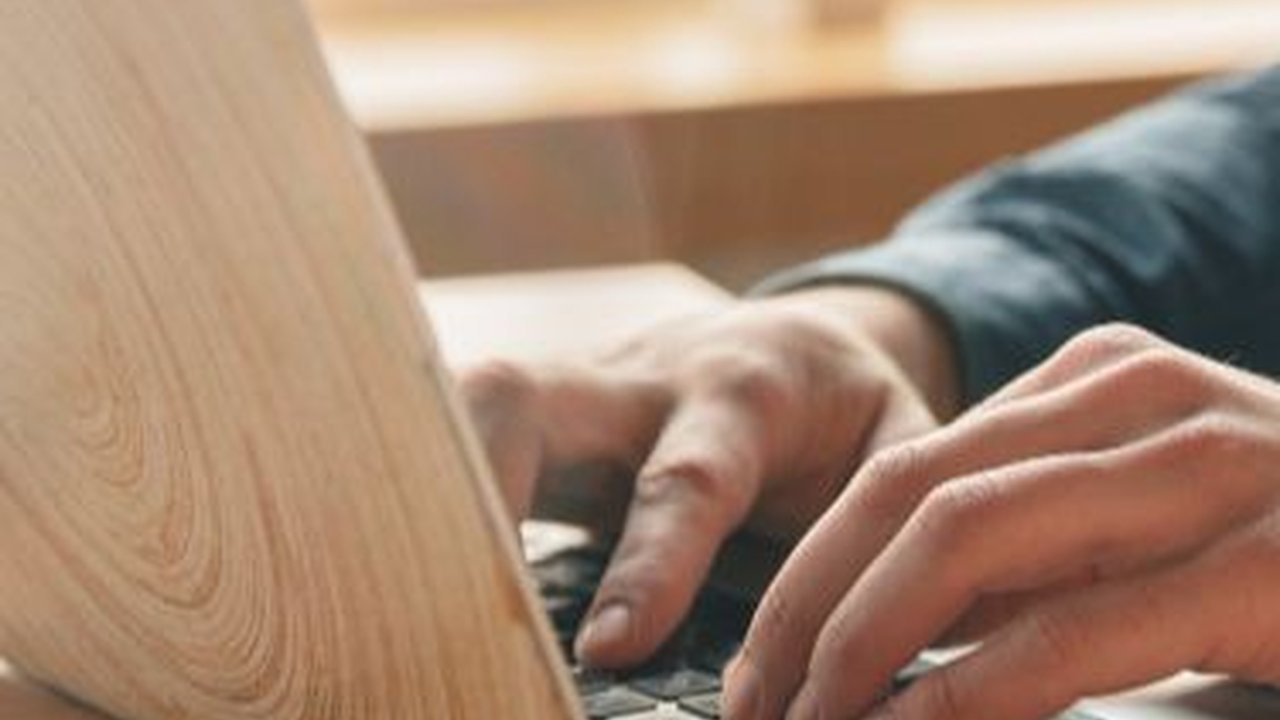 CV adalah Dokumen Berisi Riwayat Hidup, Begini Tips Membuatnya