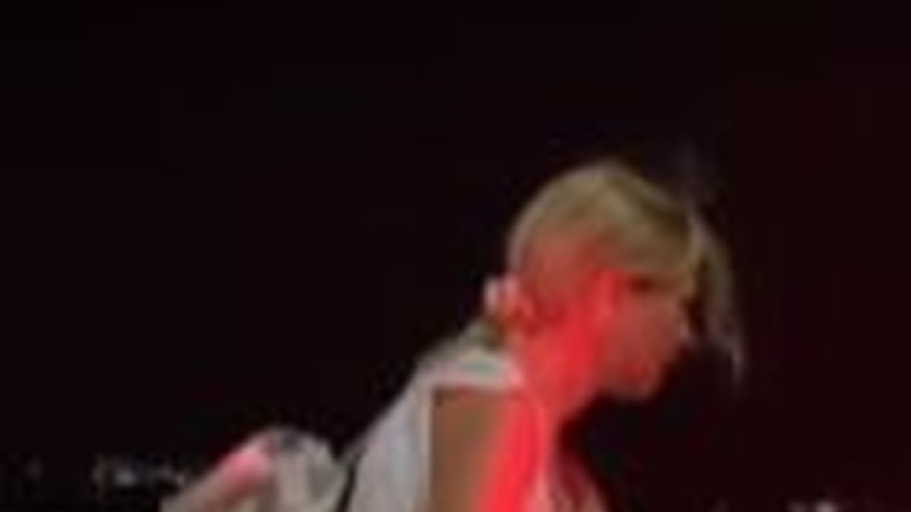 Viral Turis Jalan Kaki ke Bandara Bali Akibat Macet Parah, Ini Penjelasan Petugas