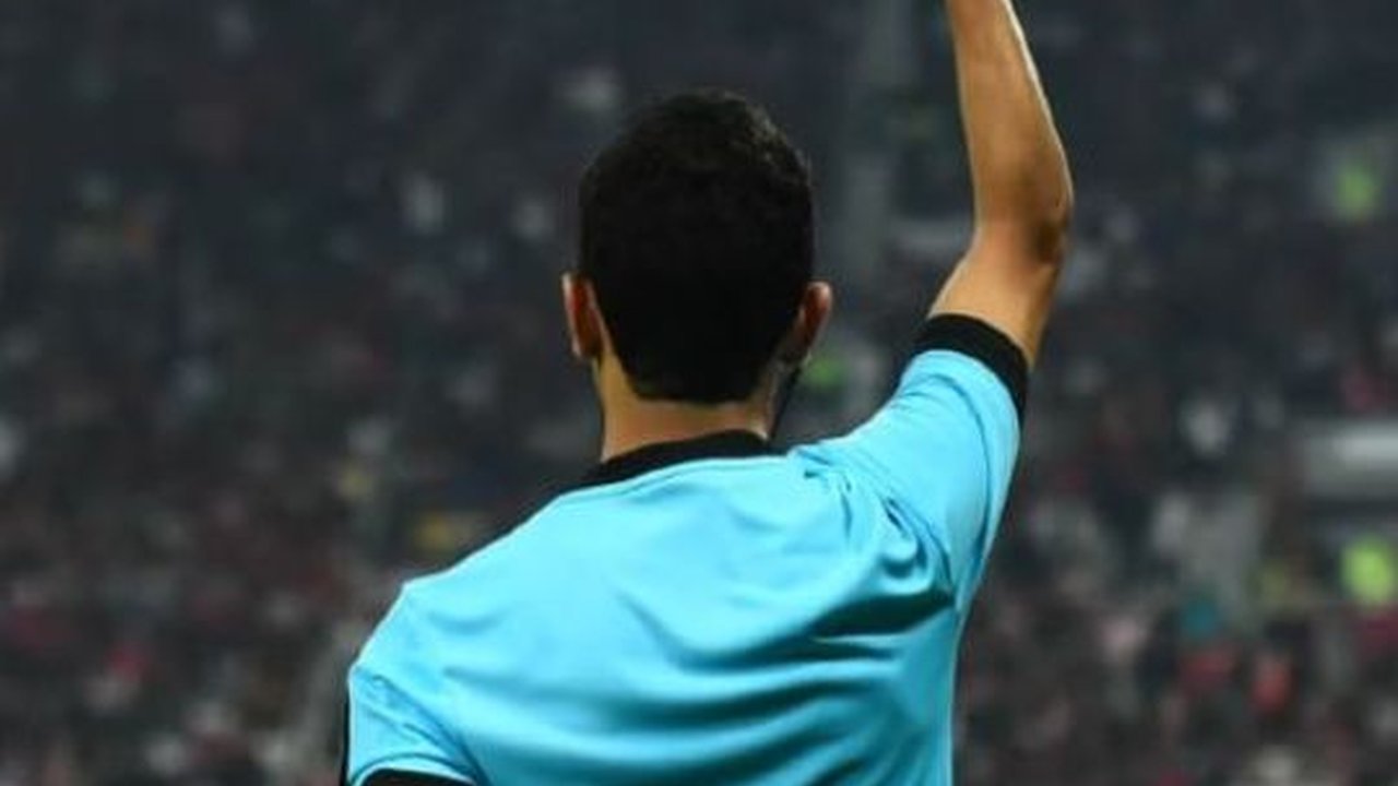 Offside adalah Aturan Posisi Pemain dalam Sepak Bola, Berikut Penjelasannya