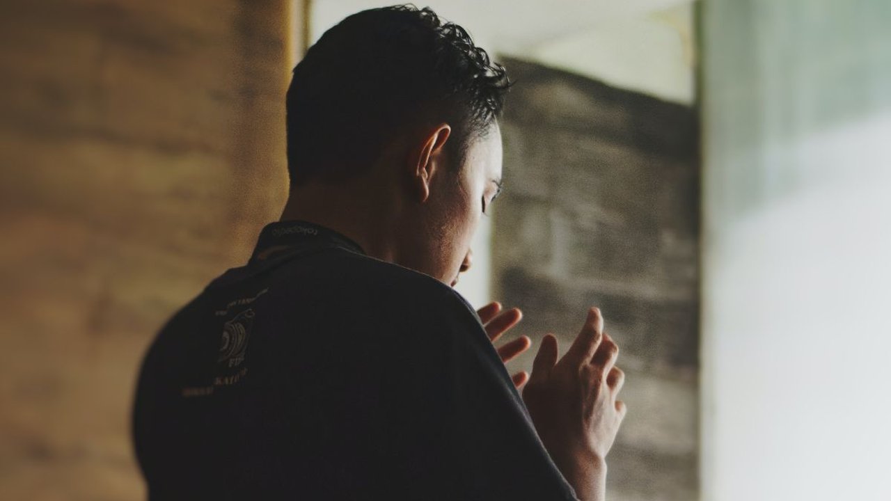 Doa Sholat Tahajud Lengkap Beserta Tata Cara dan Waktu Pengerjaannya