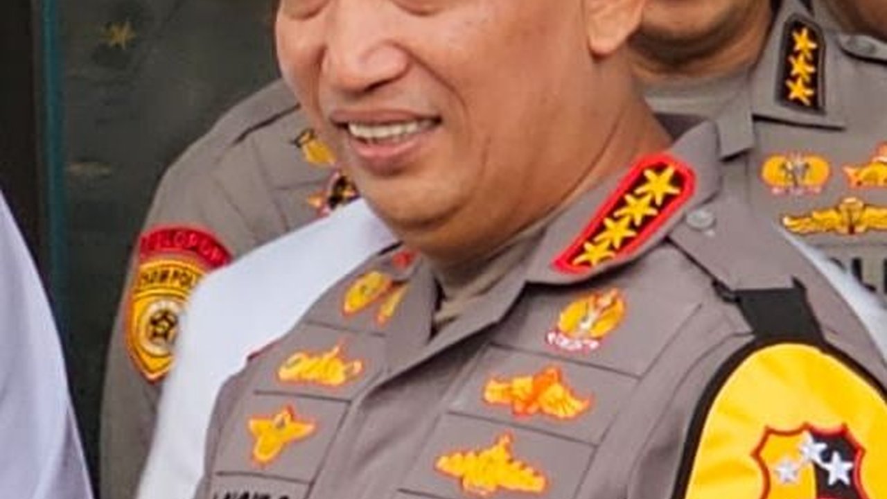 Kapolri Buka-bukaan Alasan Firli Belum Ditahan Usai Jadi Tersangka Pemerasan