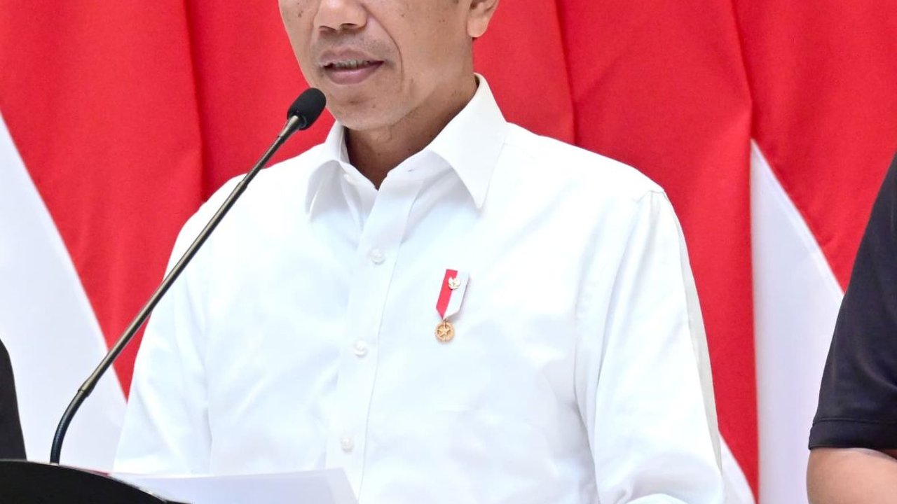 Jokowi Minta Mahfud MD Tangani Pengungsi Rohingya