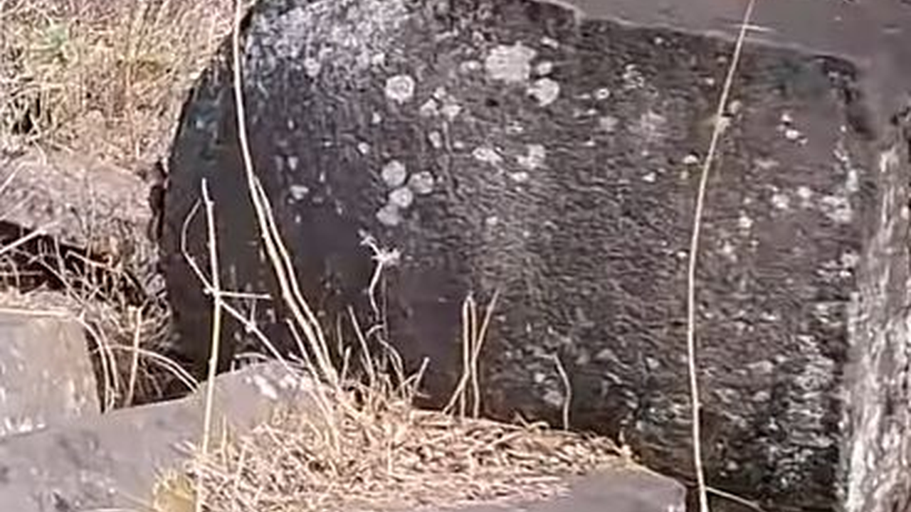 Melihat Situs Batu Rompe di Balegede Cianjur, Konon Bisa Sembuhkan Orang Galau