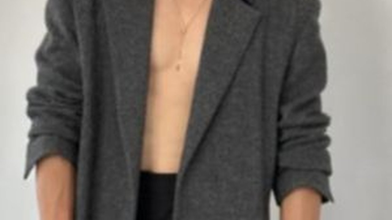 Potret Tampan Cha Eun Woo yang Bakal ke Jakarta Bulan Depan