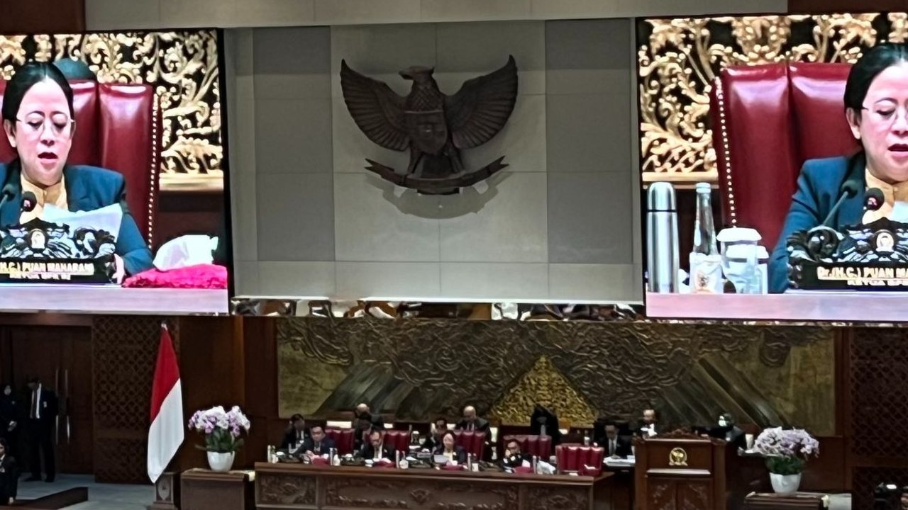 DPR Terima Surpres Permohonan Naturalisasi Pemain Timnas Jay Noah Idzes dan Tjoe A On