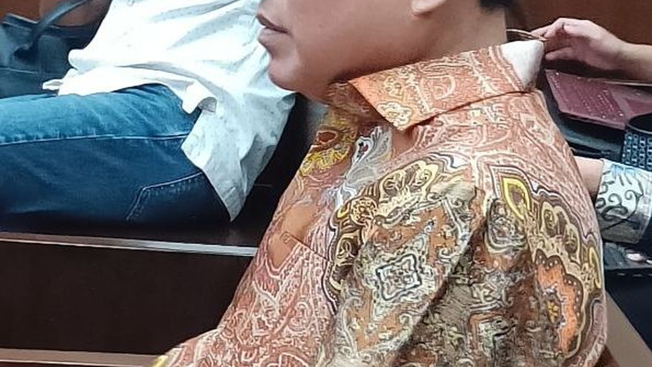 Jaksa Sebut Sekretaris Nonaktif MA Hasbi Hasan Liburan ke Bali Pakai Helikopter Ditemani Windy 'Idol'
