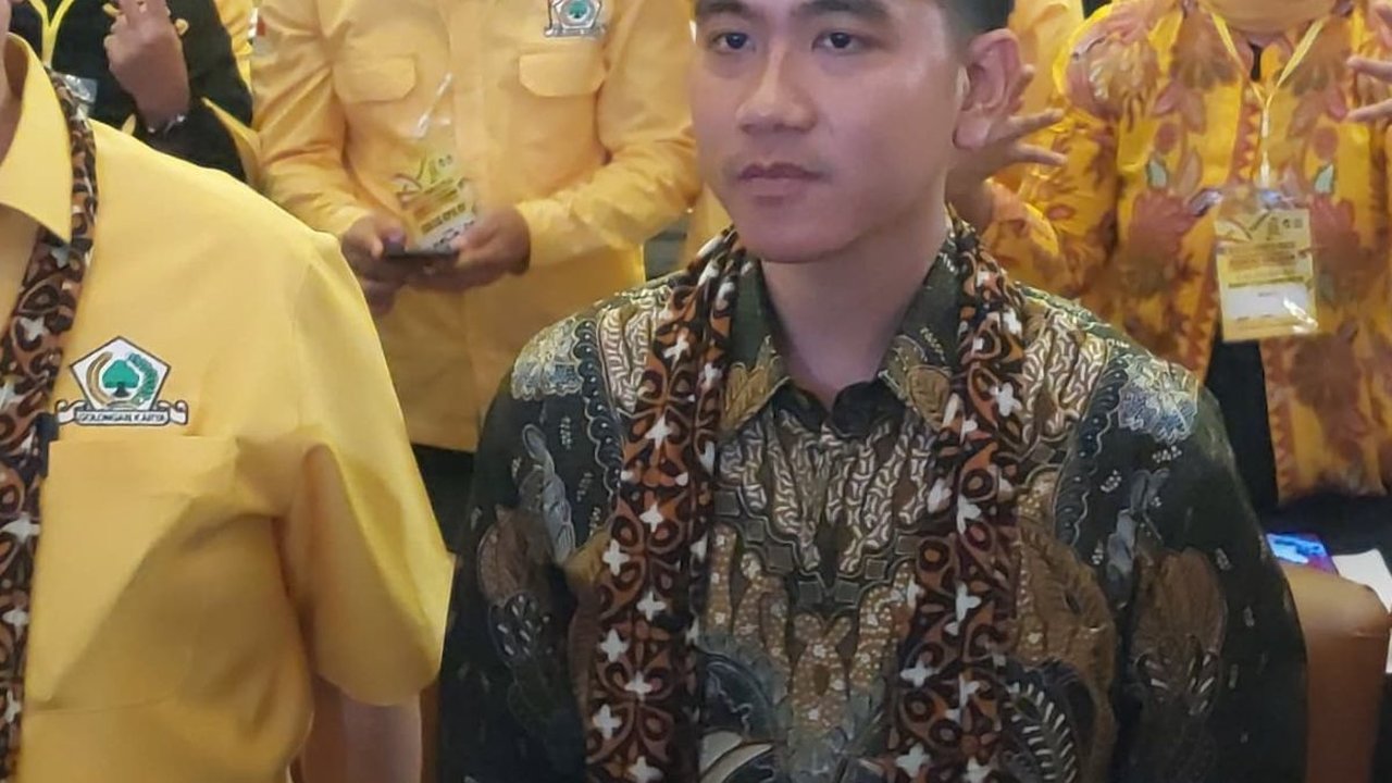 VIDEO: Awal Mula Viral Asam Sulfat Gara-Gara Gibran Salah Ucap Berujung Minta Maaf