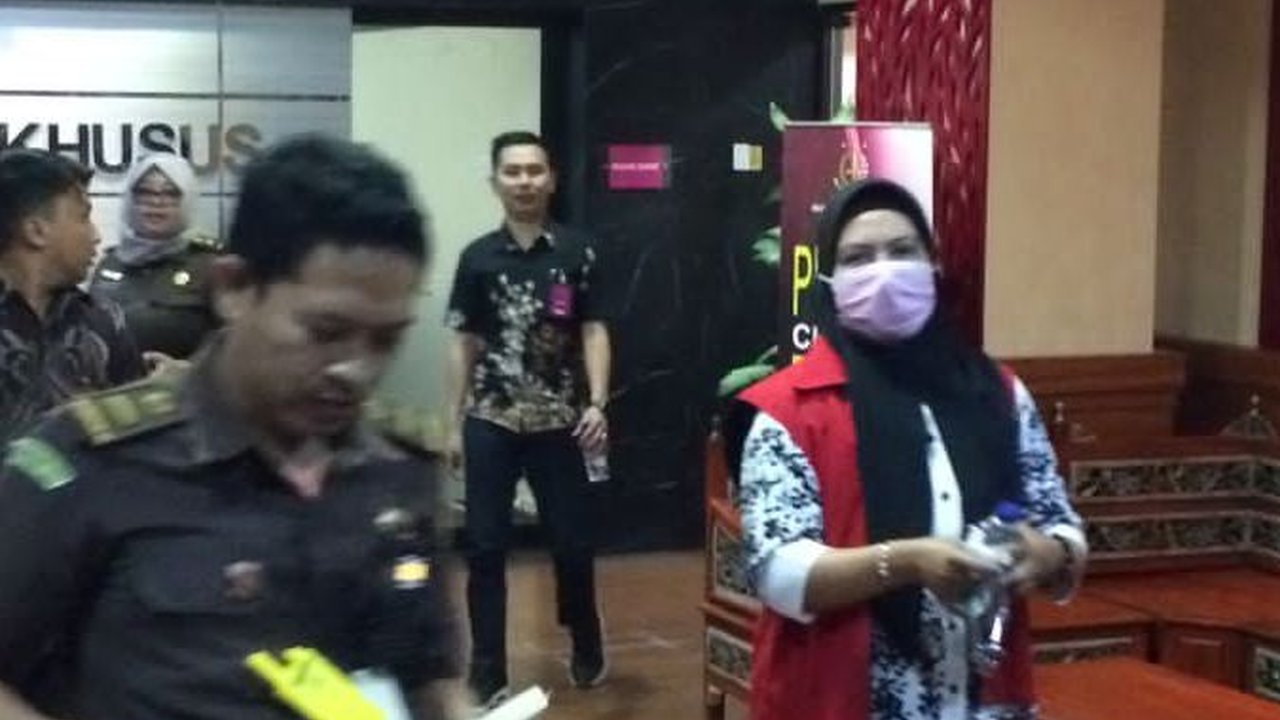 Korupsi Pengadaan Barang Rp9 Miliar, Pejabat Anak Perusahaan PT INKA Ditahan