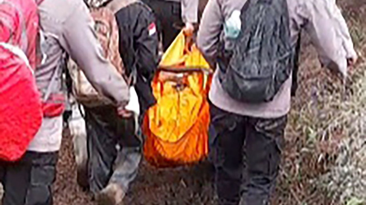 Dua Personel Polda Sumbar Jadi Korban Erupsi Gunung Marapi, Satu Orang Meninggal