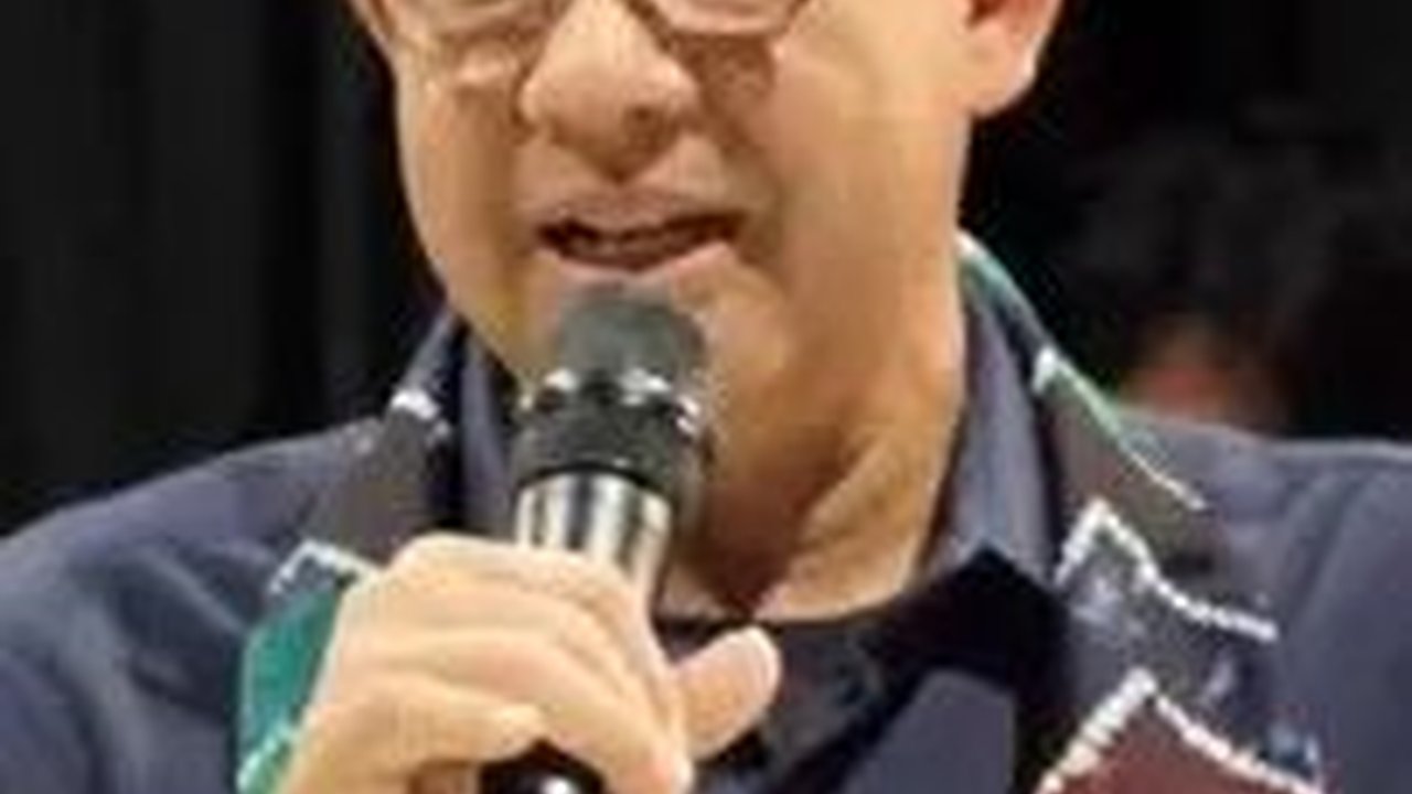 Awal Mula Gibran Salah Ucap Asam Sulfat Hingga Disindir Capres Mantan Anak Buah Bapaknya