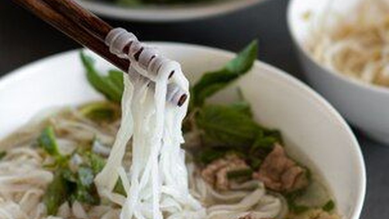 Perbedaan Menyeluruh antara Bihun dan Soun, Mana yang Lebih Sehat?