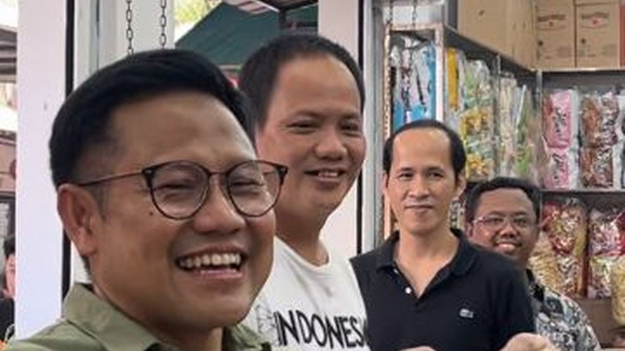 Cak Imin: Ada Pejabat yang kepanasan, Bukan Berlindung Masuk Rumah Tapi Mataharinya Dipindah