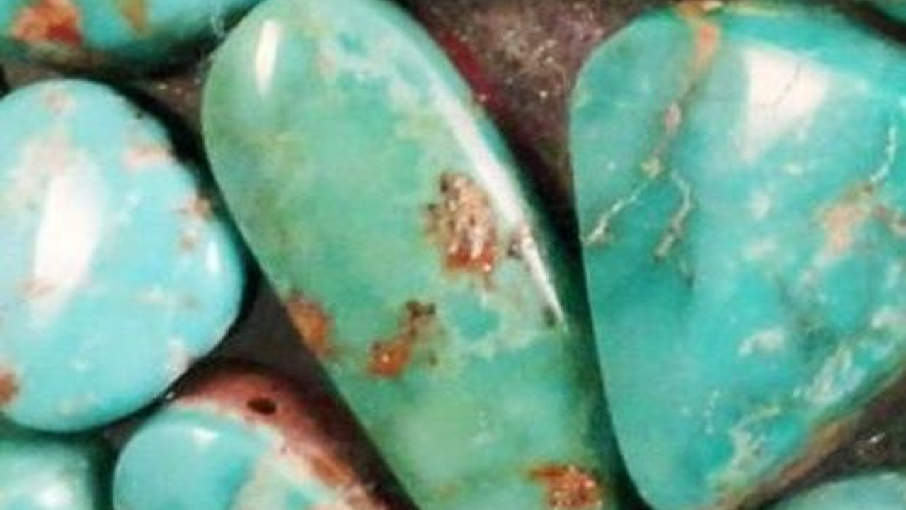 10 Batu Pirus Paling Dicari di Dunia, Harganya Nger-Ngeri Sedap!