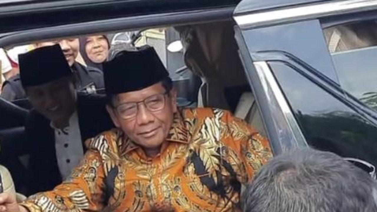 VIDEO: Mahfud Blak-blakan Hukum Dibuat Sekongkol antara Penguasa Eksekutif & Pengusaha
