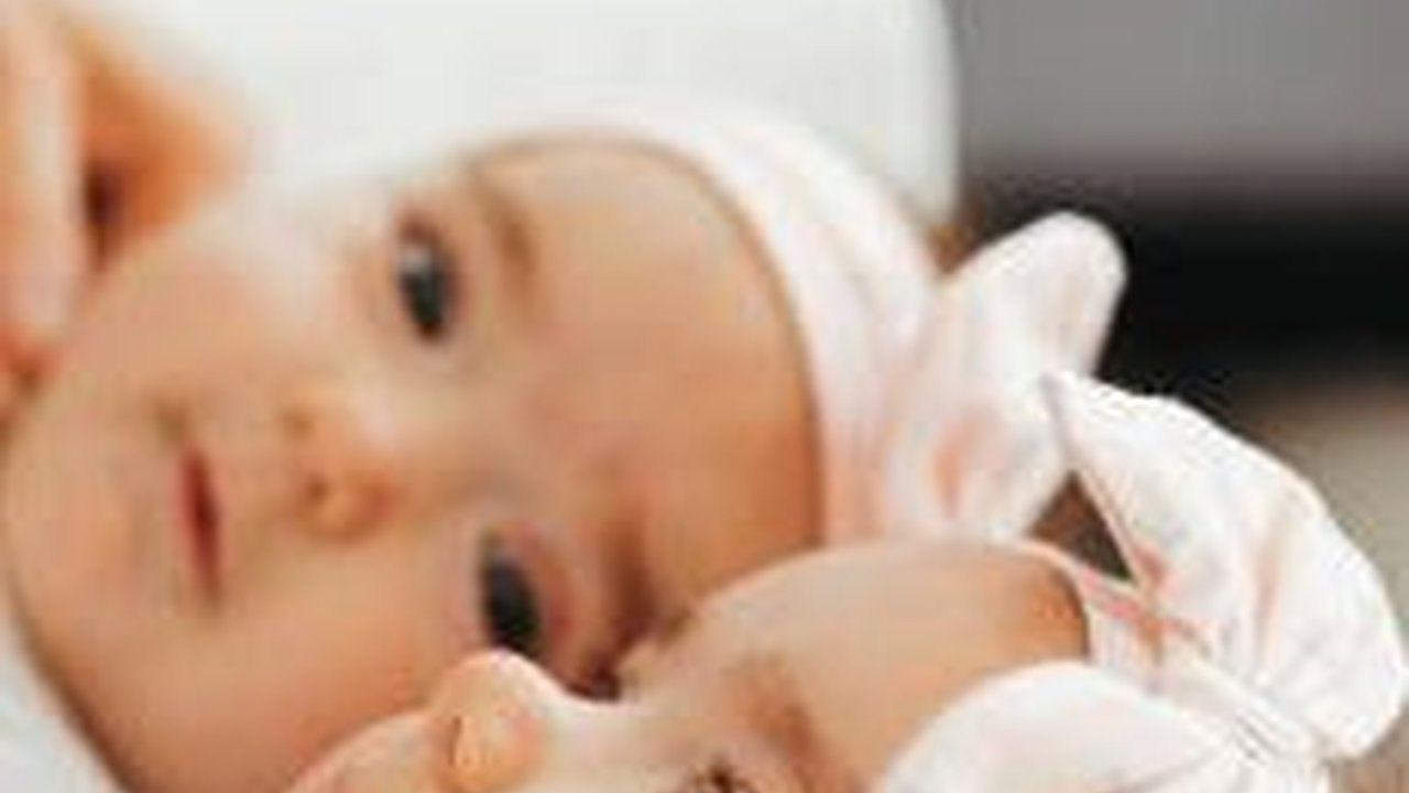 Kumpulan Nama Bayi Perempuan 3 Kata dari A-N, Begini Artinya