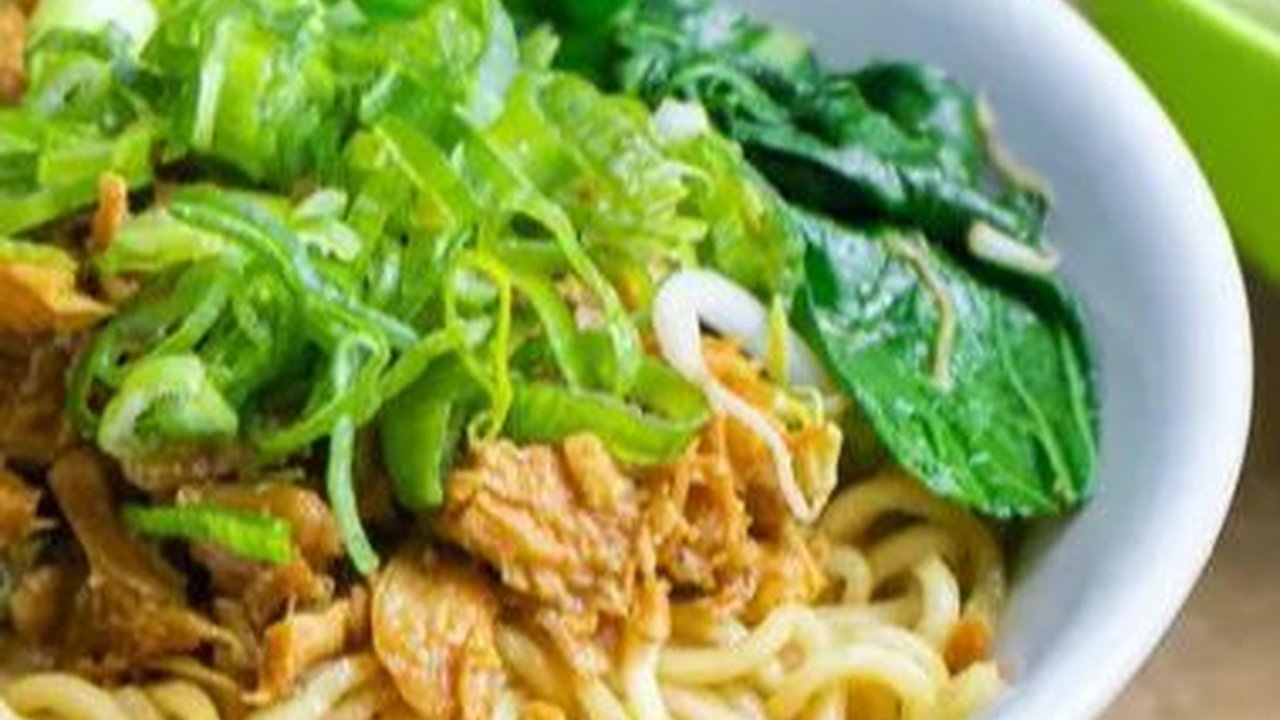 Resep Mie Ayam Berbagai Varian ala Rumahan, Lezat dan Praktis