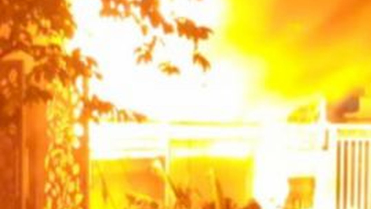 Marak Pembakaran Misterius di Kampung Tipar Depok, Dua Mobil dan Warung Jadi Sasaran