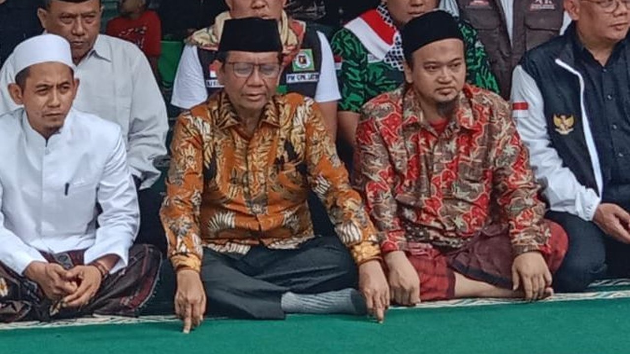 Strategi Mahfud Atasi Persoalan Pekerja Migran Indonesia di Malaysia