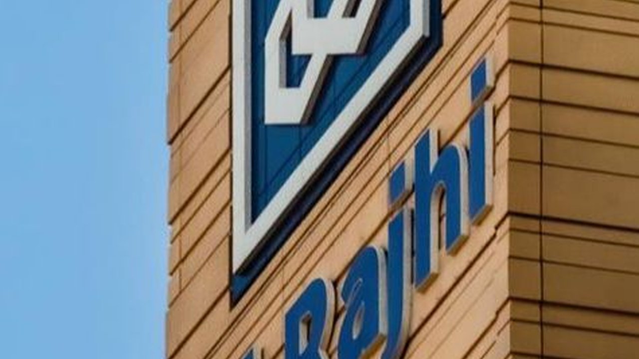 Kisah Pemilik Bank Islam Terbesar di Dunia yang Pernah Jadi Kuli Angkut Barang di Pasar