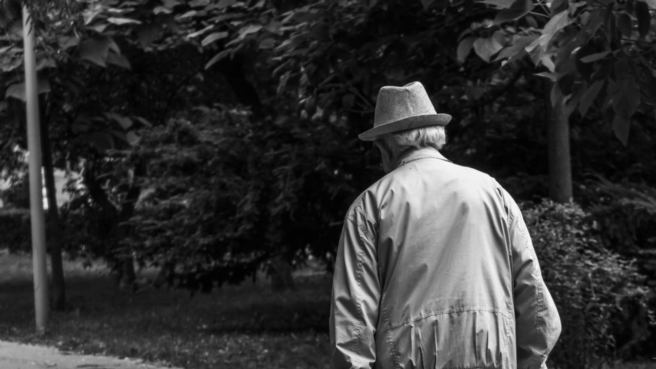 Ilmuwan Akhirnya Punya Jawaban Mengapa Manusia Tidak Berumur 200 Tahun