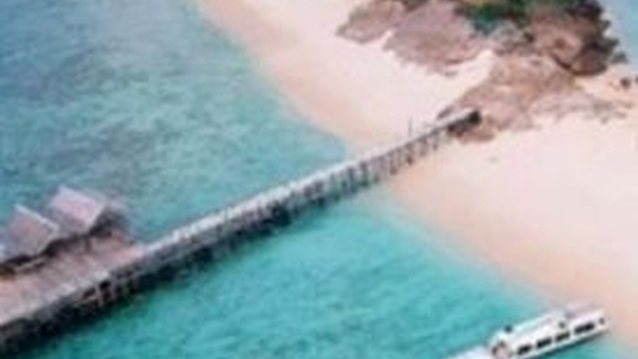 Pulau Pasumpahan, Menyimpan Pesona Keindahan Alam yang Eksotis di Tanah Minang