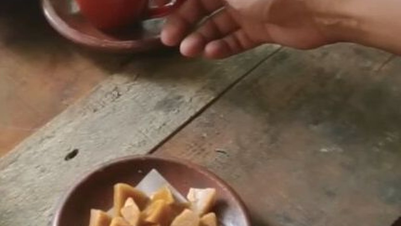 Intip Pembuatan Gula Kelapa di Borobudur yang Unik, Pakai Cara Tradisional