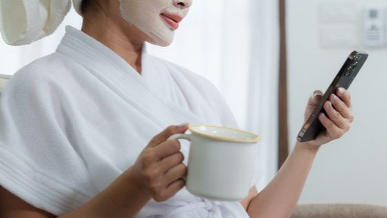 Efek Samping yang Bisa Didapatkan Jika Terlalu Sering Menggunakan Masker Wajah