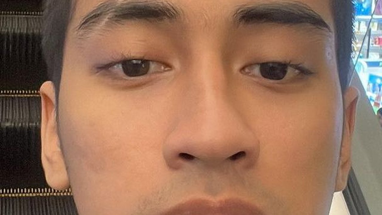 Abidzar Unggah Potret Rambut Baru, Intip Penampilannya Saat Gondrong yang Bikin Pangling