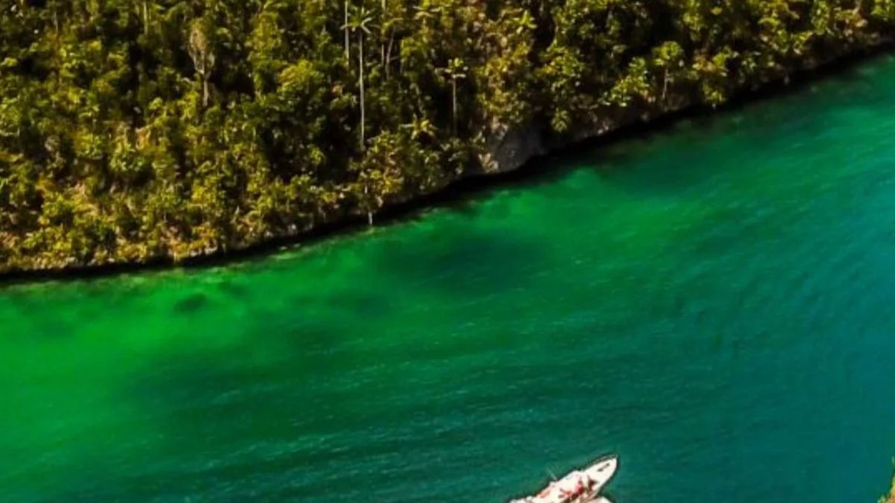 Surga Kecil di Papua