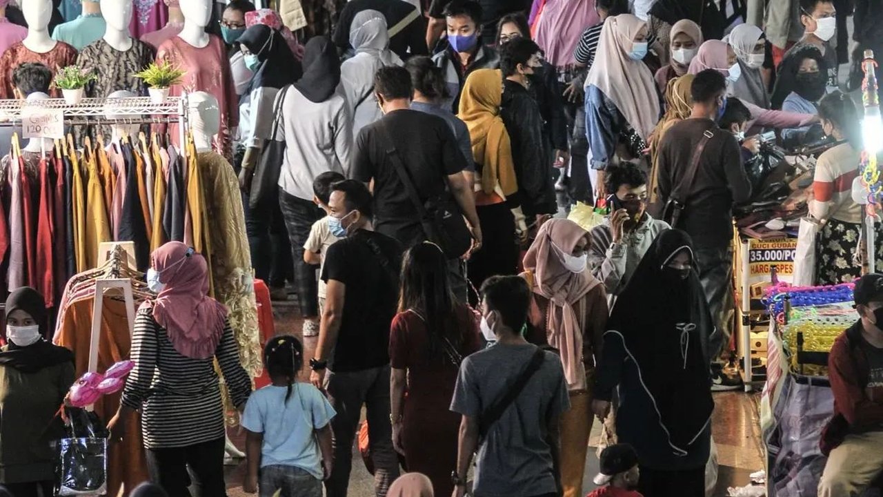 Meraup Cuan di Pasar Tanah Abang