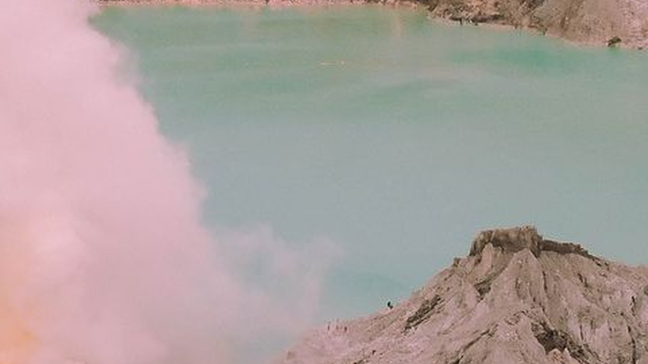 Wisata Kawah Ijen Terbaik 2023, Lengkap dengan Harga Tiketnya