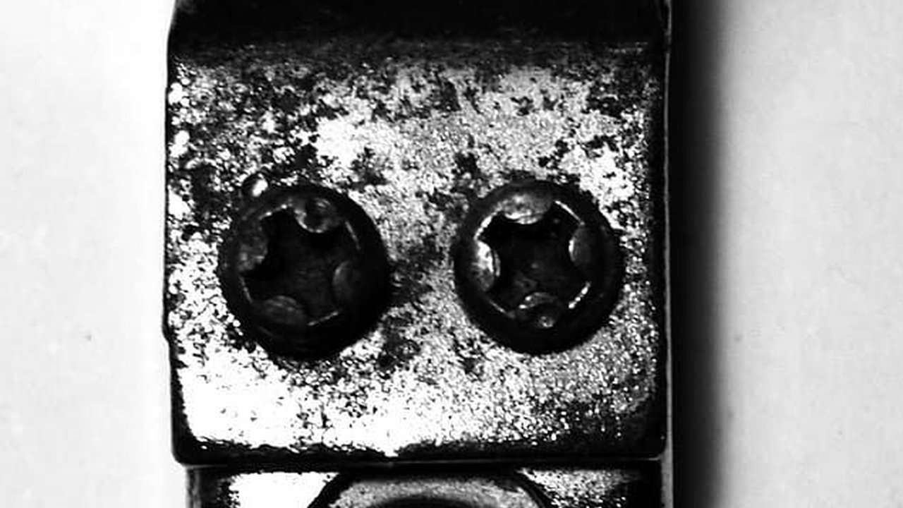 Apa Itu Pareidolia? Saat Melihat Wajah pada Benda Mati