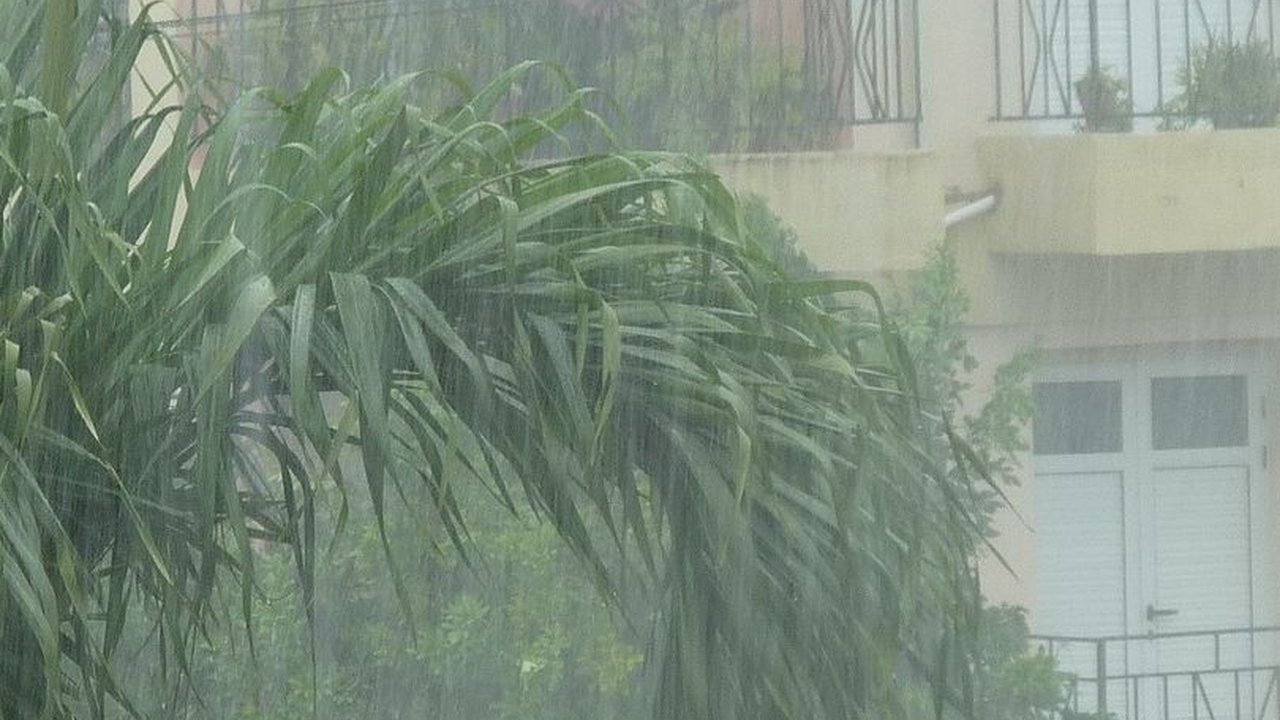 BMKG Minta Warga Pandeglang dan Lebak Waspada Dampak Hujan Lebat, Rawan Longsor hingga Erosi Tanah