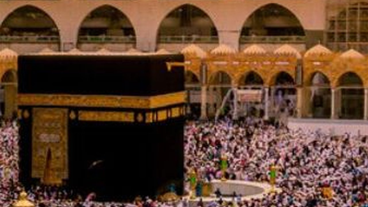 Kemenag Imbau Umat Islam Cek Arah Kiblat, Ini Sebabnya