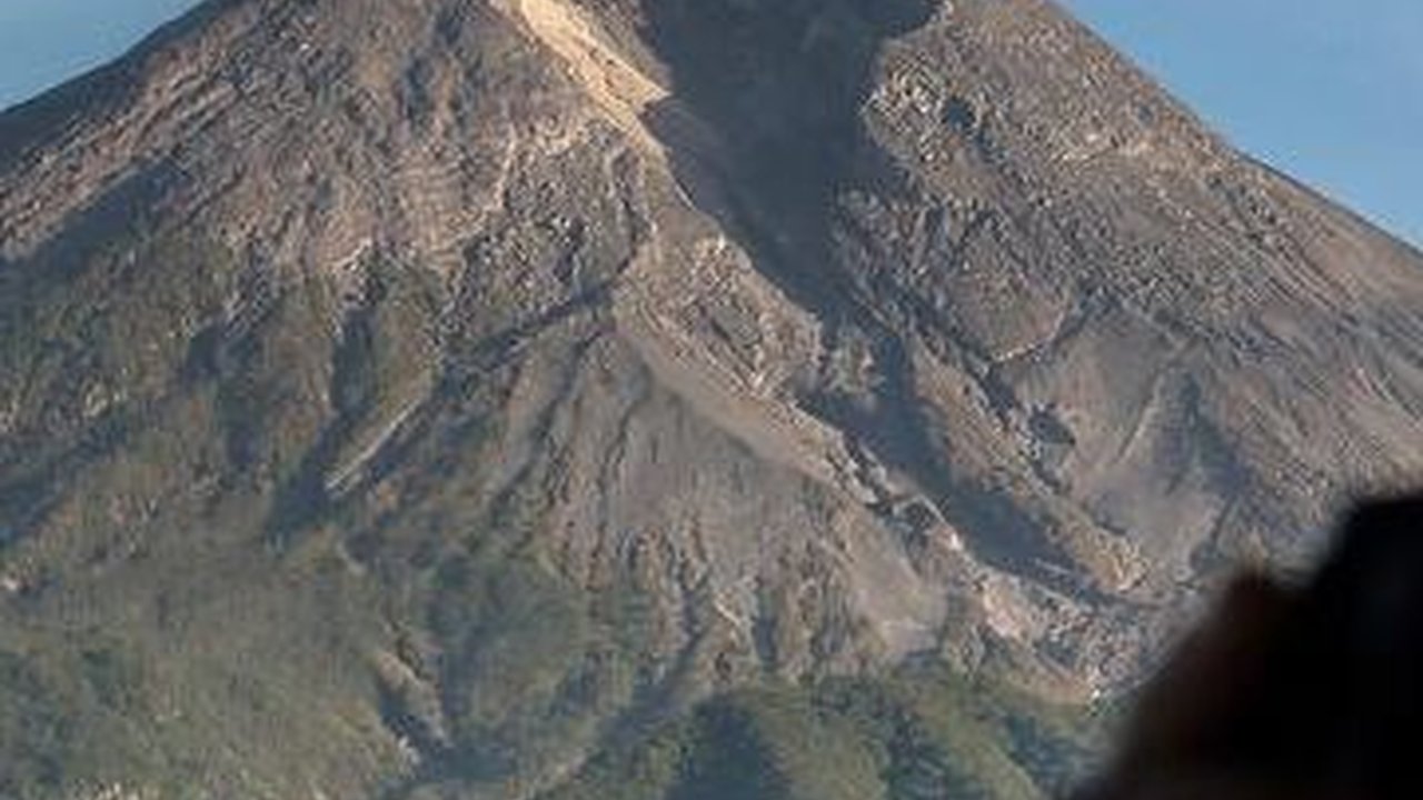 Bentuk Kubah Lava Barat Daya Gunung Merapi Alami Perubahan, Ini Penjelasan BPPTKG