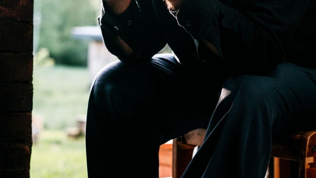 Melihat Perilaku Bunuh Diri di Depan Mata Bisa Sebabkan Trauma, Ini Cara Menghadapinya