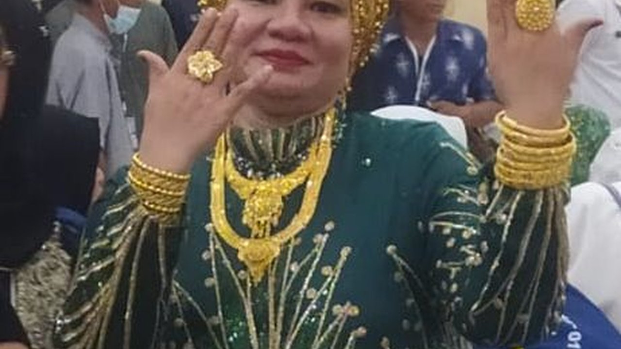 Emas 100 Gram yang Dipamerkan Jemaah Haji Glamor di Makassar Ternyata Imitasi