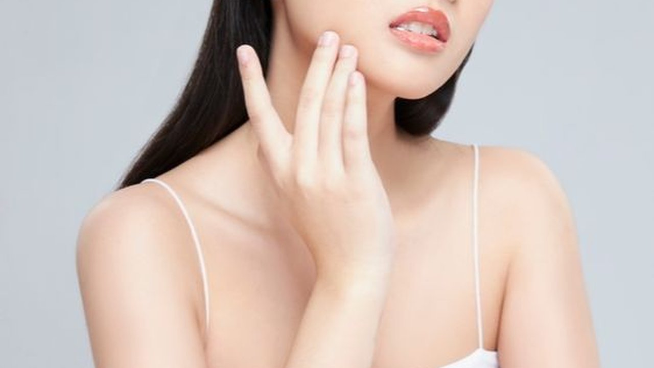 Sering Dianggap Menyebalkan, Ini Lho Perawatan Wajah untuk Singkirkan Bruntusan