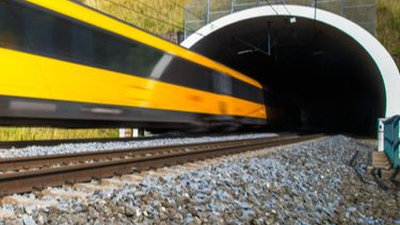 Jalur Kereta Api Terpanjang di Dunia, Waktu Tempuh Hingga 167 Jam