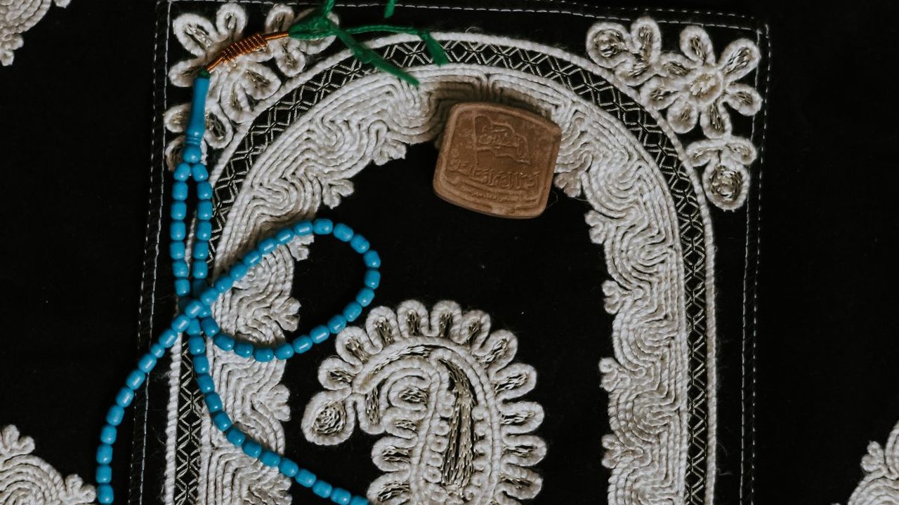 Cara Mengqodho Sholat Fardhu yang Benar Sesuai Syariat Islam