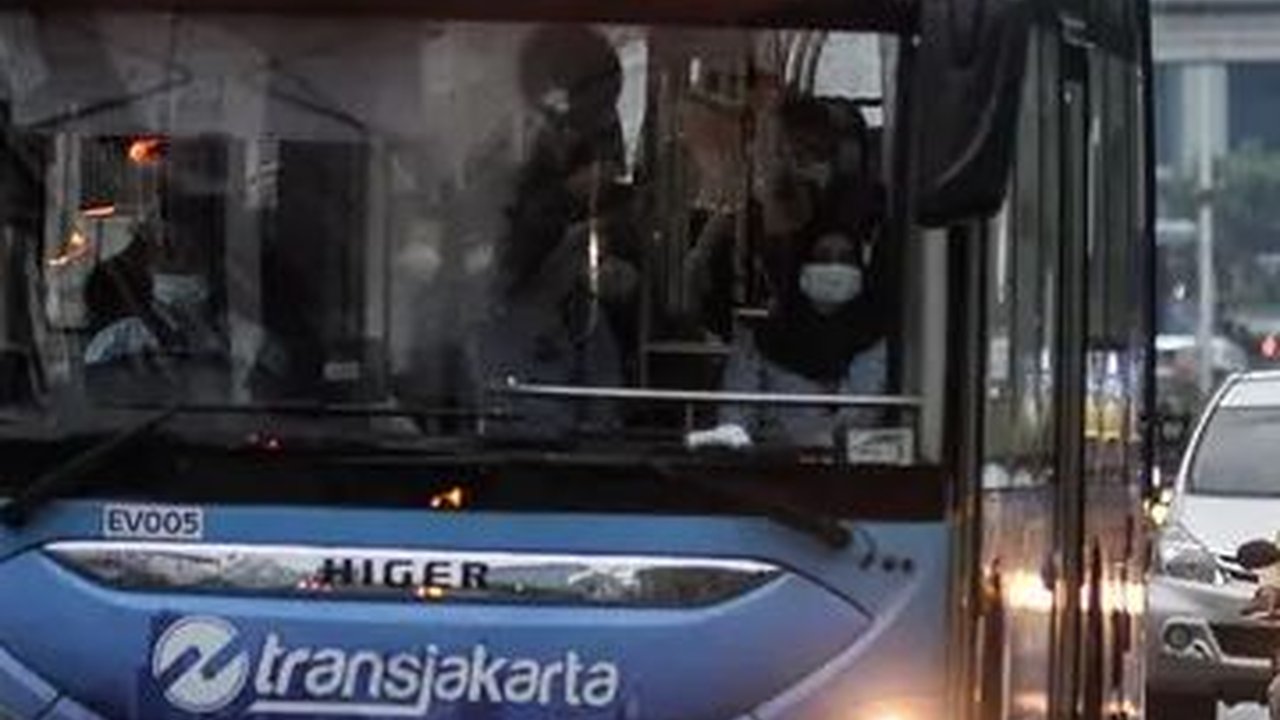 Menguji Waktu Tempuh Transjakarta Kalideres-Bandara Soetta, Benarkah Hanya 45 Menit?