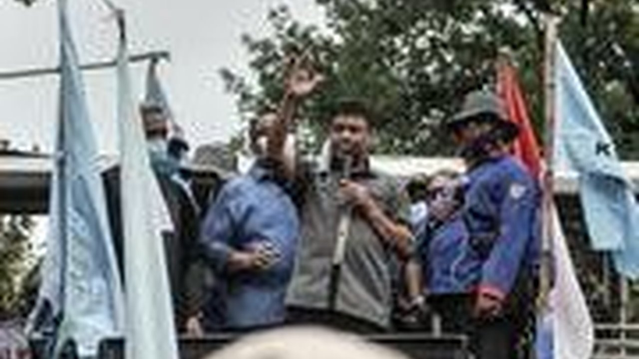 Kena PHK Massal, Eks Karyawan Roatex Indonesia Belum Terima Hak dan Pesangon